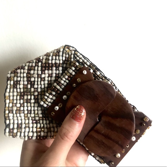 1970’s Wide Beaded Belt with Wood Closure main image 5